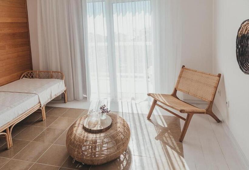 Номер Стандарт Вид на Море с Балконом, Joy Beach House
