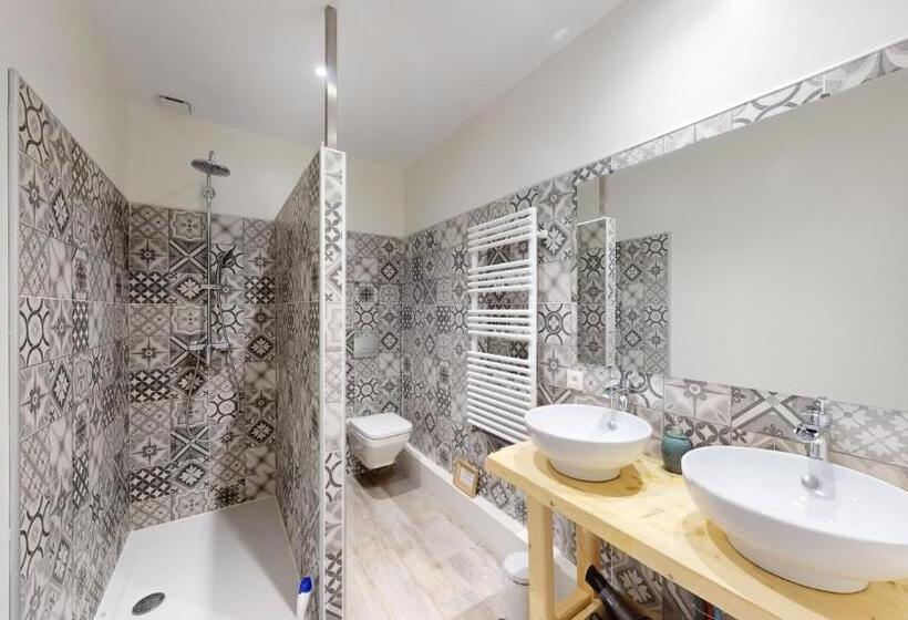 Standard room with outdoor bath, Les Terrisses   Chambres D Hôtes Avec Piscine