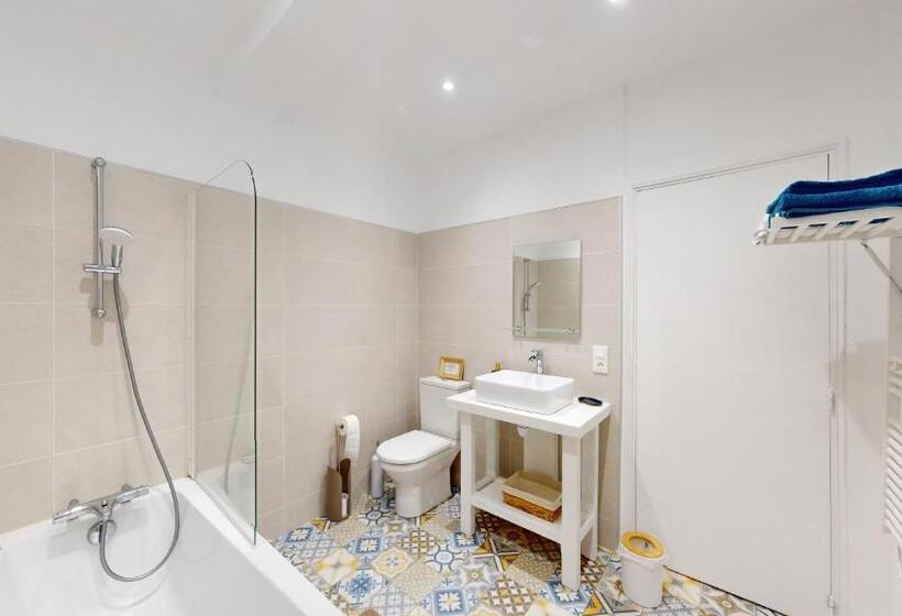 Standard room with outdoor bath, Les Terrisses   Chambres D Hôtes Avec Piscine