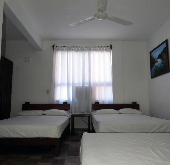 ファミリールーム, Don Luis Hostal   Sucursal Hidalgo   Tecolutla