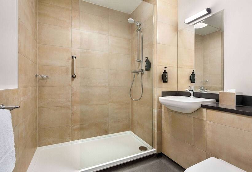 Номер Стандарт Двуспальная Кровать, Super 8 By Wyndham Chester East