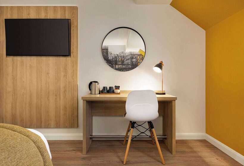 Номер Стандарт, Super 8 By Wyndham Chester East