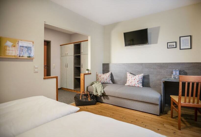 Номер Стандарт Трехместный, Jufa Hotel Eisenerzer Ramsau