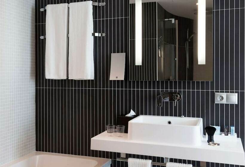 Suite, Novotel Suites Malaga Centro