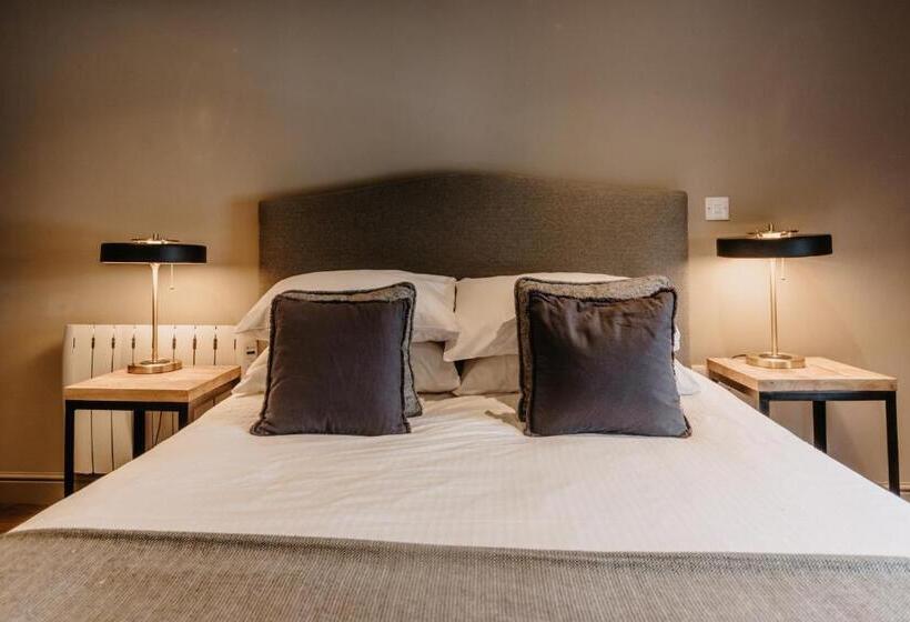 Номер Стандарт, Seven Stars Penryn