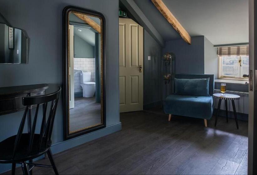 Семейный Номер Deluxe, Seven Stars Penryn