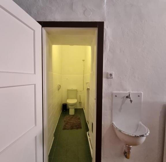 침실 2개 아파트, Im Stift Neuberg