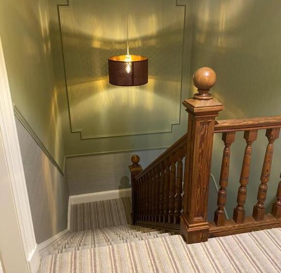 اتاق استاندارد با تخت بزرگ, Ardmor Guest House