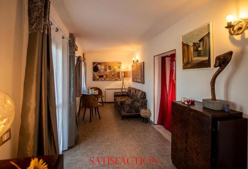 Люкс Кровать Кинг, Dolce Farnetta En Suite Spa & Yoga