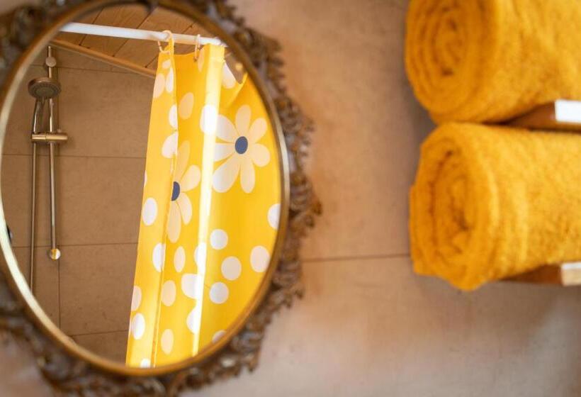 패밀리 룸 가든 전망, Shanti B&b