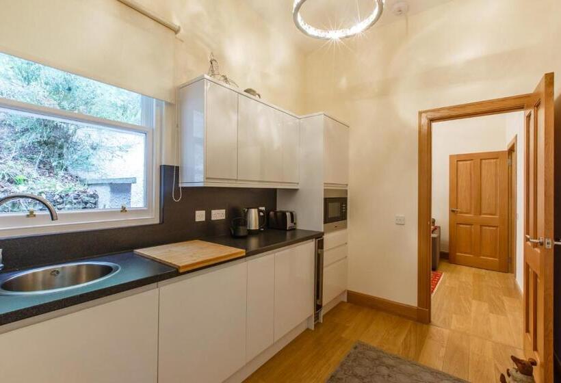 Апартаменты 1 Спальня, St Andrews House