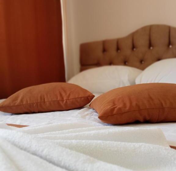 Quarto Deluxe, Paradise House