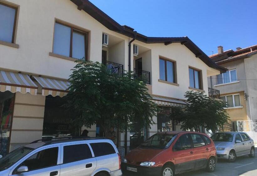 Студио Стандарт с Террасой, Guest House Zornica In Obzor