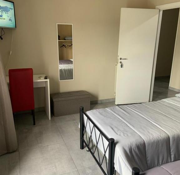 Standard room with outdoor bath, B&b Alle Porte Di Caserta
