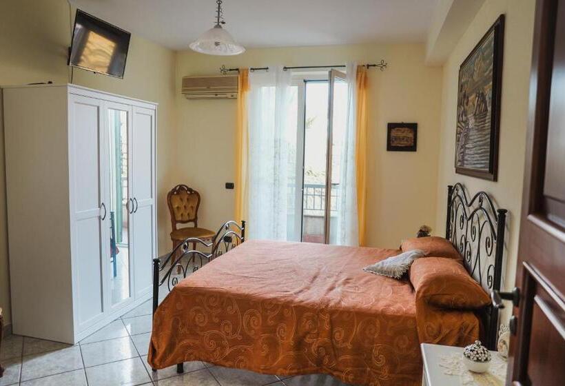اتاق لوکس, B&b Villa Alba