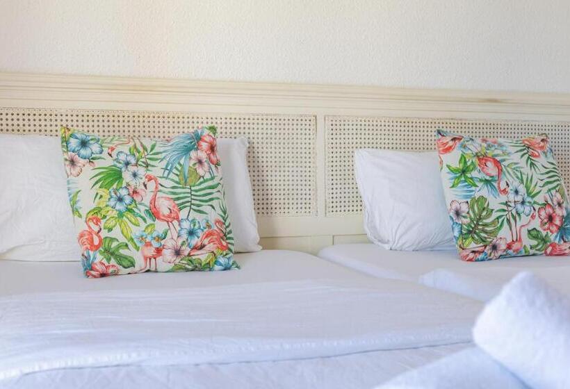Quarto Estandar com Sacada, Hostal El Perelló, Valencia