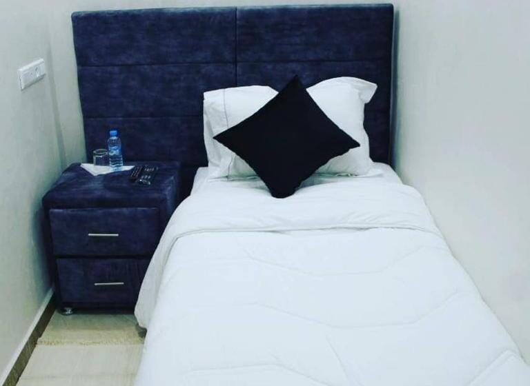 标准单人间, Dakhla Guest