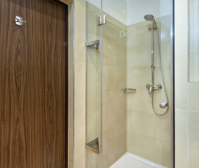 Семейный Номер, Desilva Inn Katowice Airport