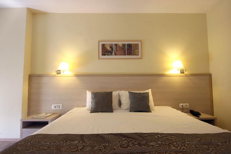 اتاق استاندارد, Savoy