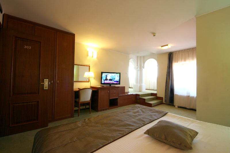 اتاق استاندارد, Savoy