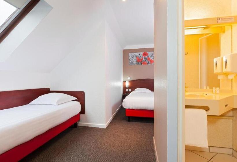 컴포트 트리플 룸, Brit Hotel Arras