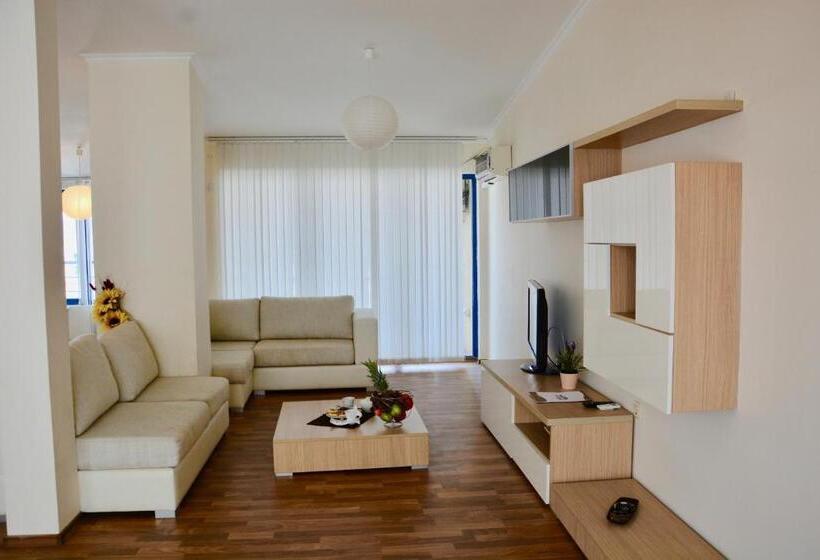 Апартаменты 2 Спальни, Rainbow 1 Holiday Complex