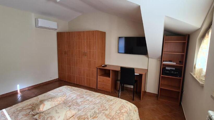 Номер Стандарт, B&b Rossella