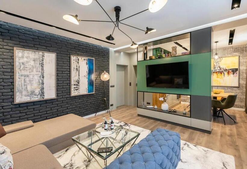آپارتمان لوکس 1 خوابه, Casa Verdi