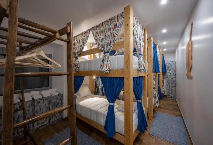 Кровать в Общей Комнате, Hostel O Torneiro