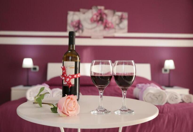 اتاق استاندارد چهار تخته با چشم‌انداز دریا, B&b Magma