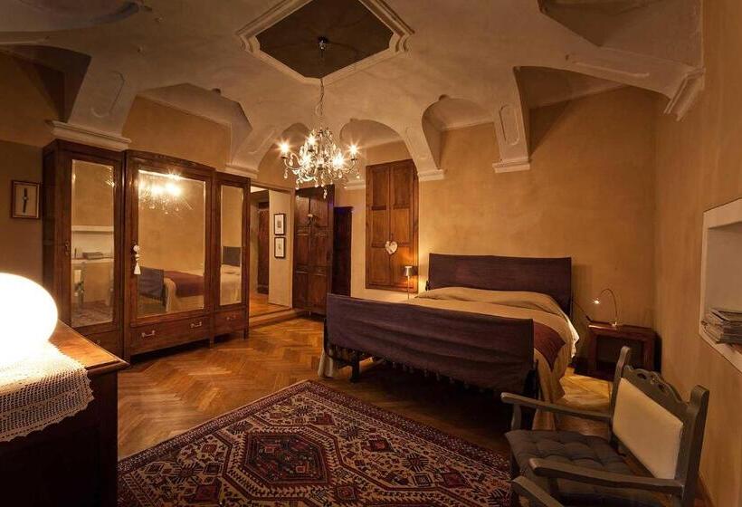 Полулюкс, Antico Hospitale