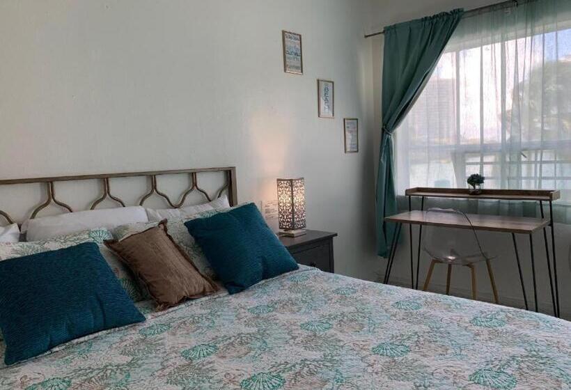 חדר סטנדרט עם מיטת קינג, International Inn On The Bay