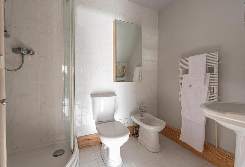 Стандартный Номер Кровать Кинг, Coed Y Berclas Guest Room, Wonderful View