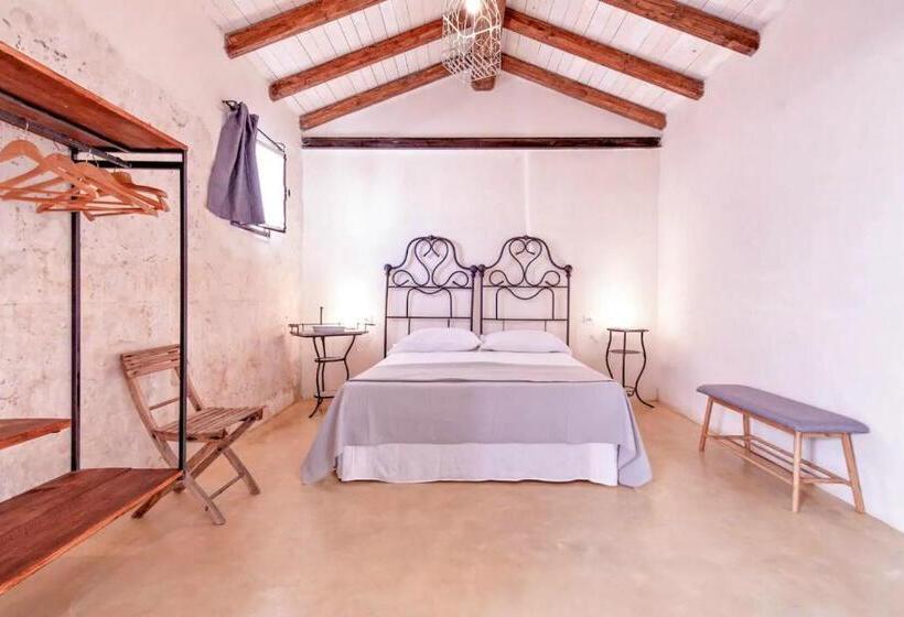 اتاق استاندارد سه نفره, Casina Solatia