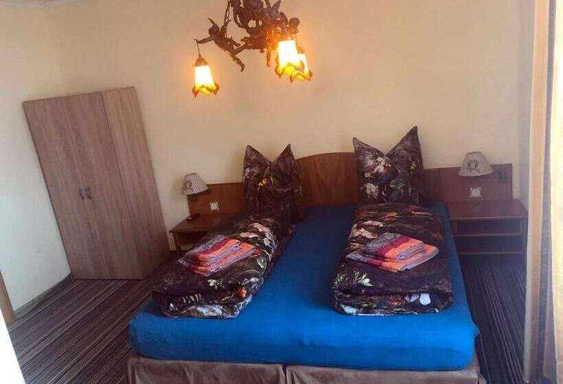 Семейный Номер, Eulenspiegel   Das Erlebnishotel In Riesa