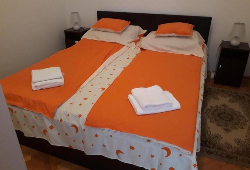 Апартаменты 2 Спальни, Piac Utcai Apartman 2