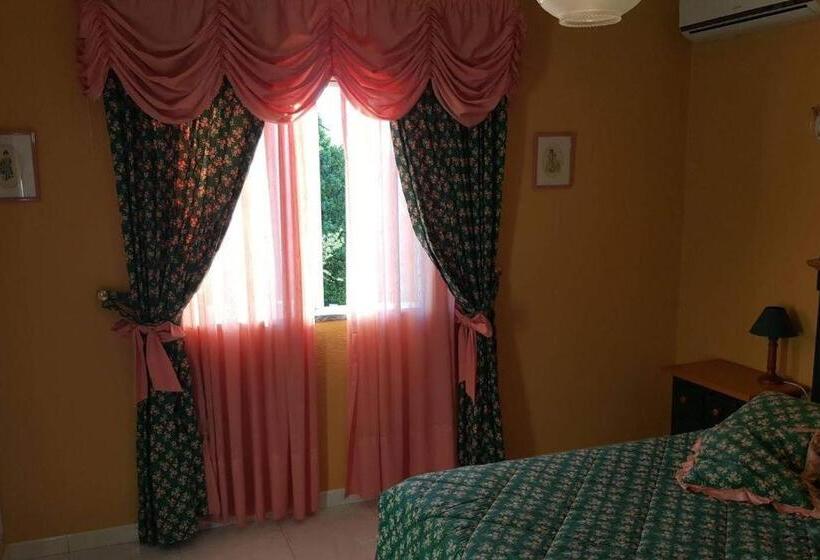Номер Стандарт, Casa Nuno