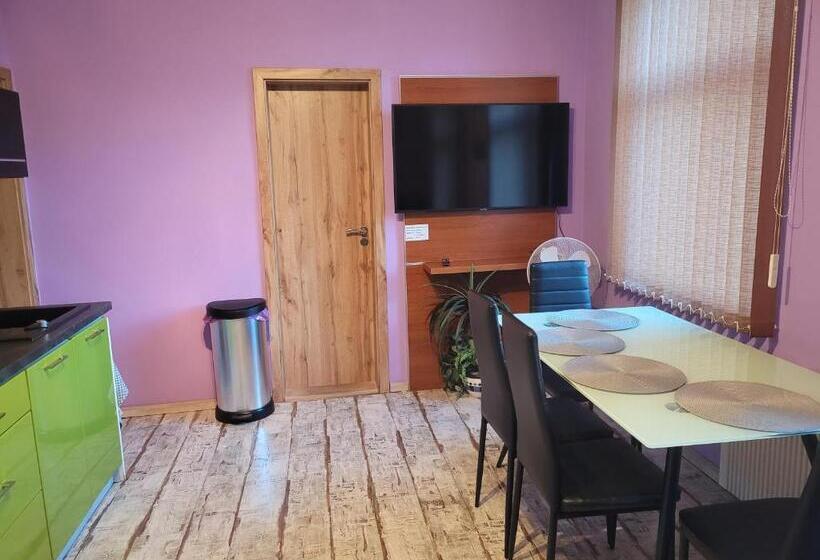 جناح مطل على البحر, Penzion U Elišky