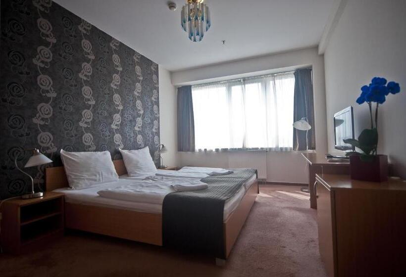 스탠다드 룸, Canada Hotel Budapest