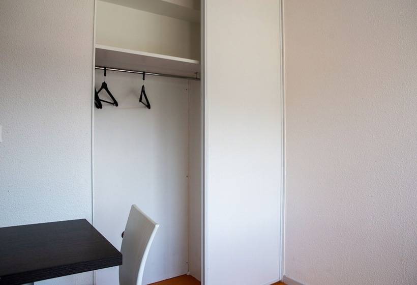 Студия Стандарт, Comfort Aparthotel Besancon Hauts Du Chazal