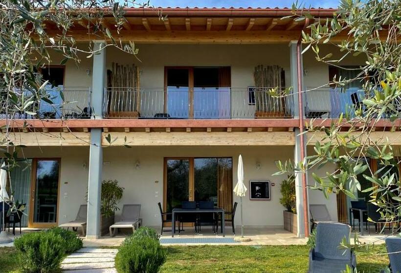 Апартаменты 1 Спальня Вид на Сад, Agriturismo Fioralba