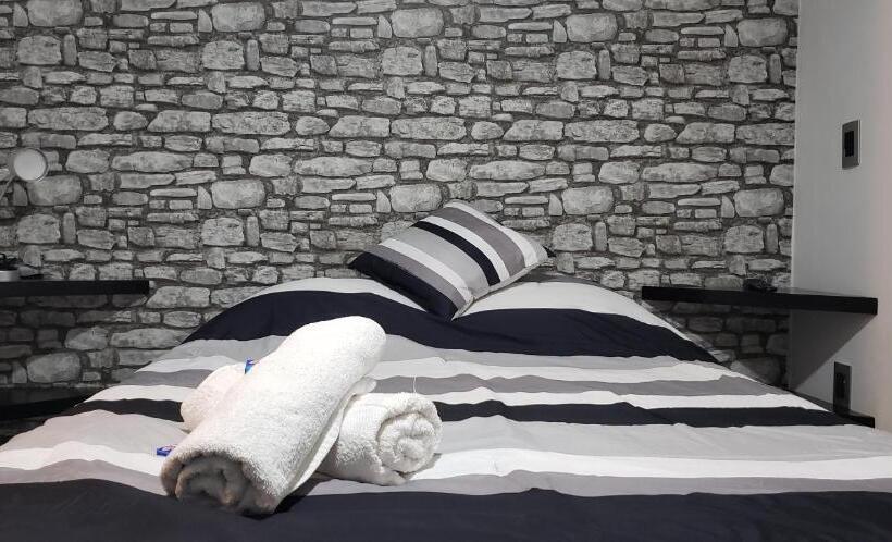 Quarto Estandar, El Suburbio   Morelos Sur