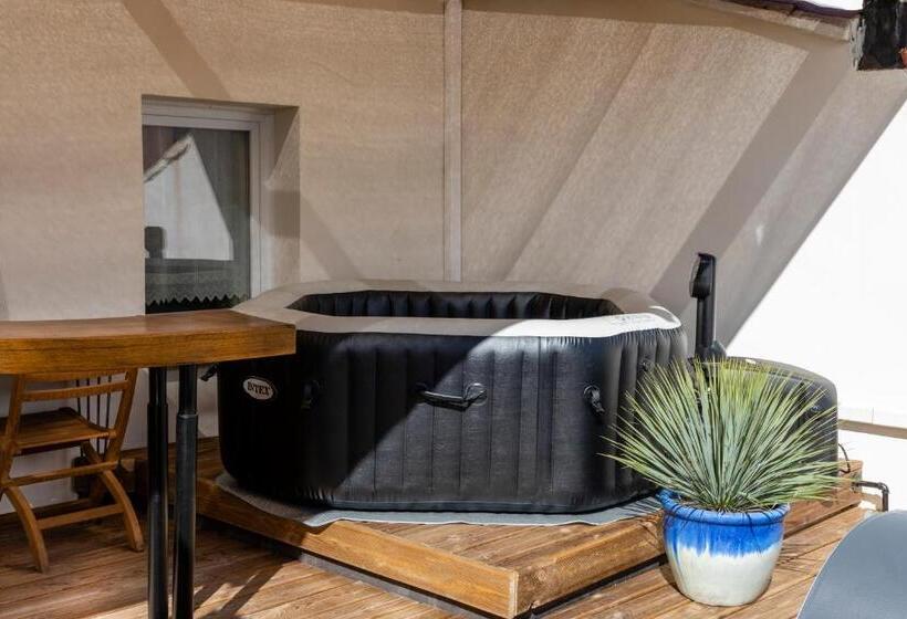 Номер Стандарт с Террасой, La Terrasse De Tiss