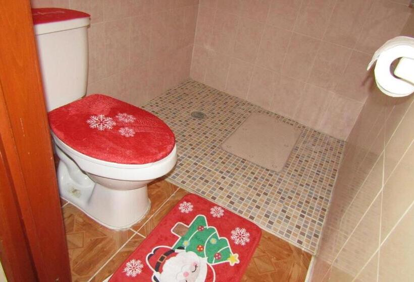 Quarto Estandar, Nicte Ha