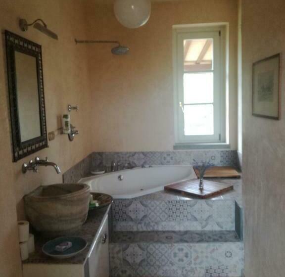 Номер Стандарт с Гидромассажем, Agriturismo Podere Il Fornacino