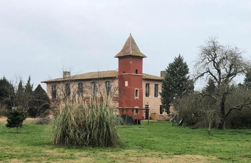 Студия Стандарт, Chateau Fourclins