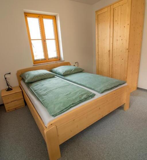 آپارتمان 1 خوابه با چشم‌انداز, Apartments & Rooms Pr  Skalovc