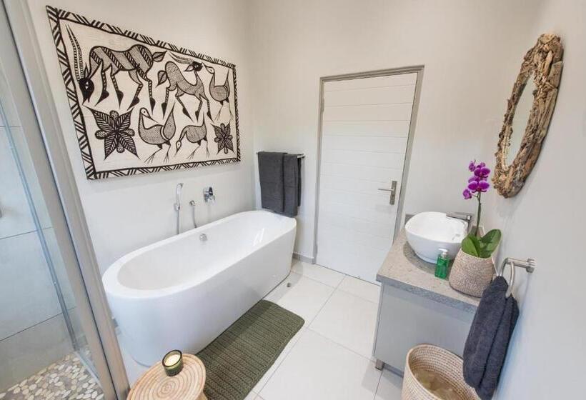 جناح سوبيريور, Bushwillow Private Villa