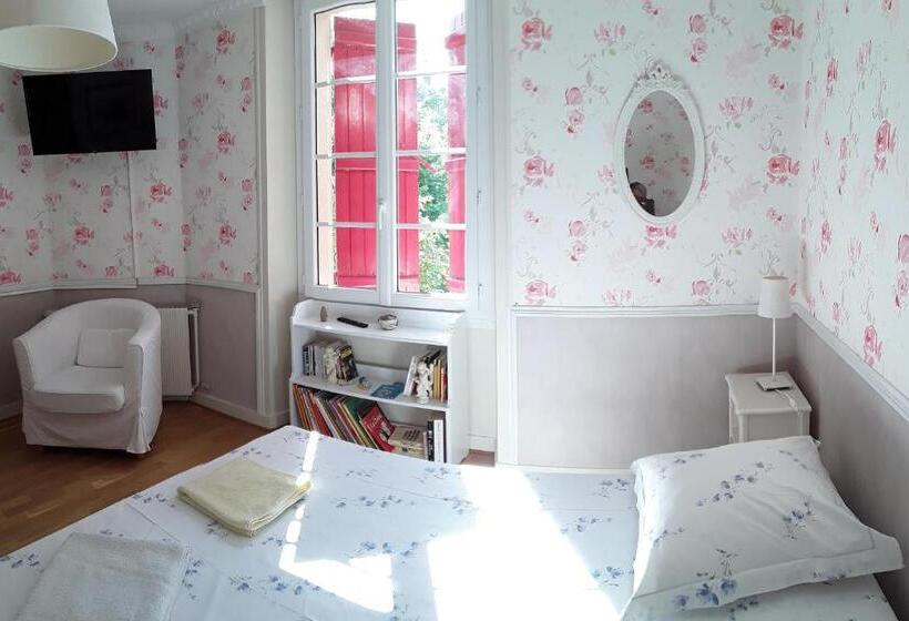 Quarto Estandar Vista Jardim, Bedloire