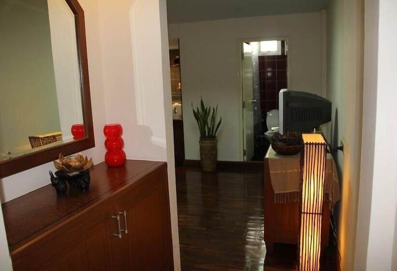Номер Стандарт, B.s. Court Hotel Sathorn